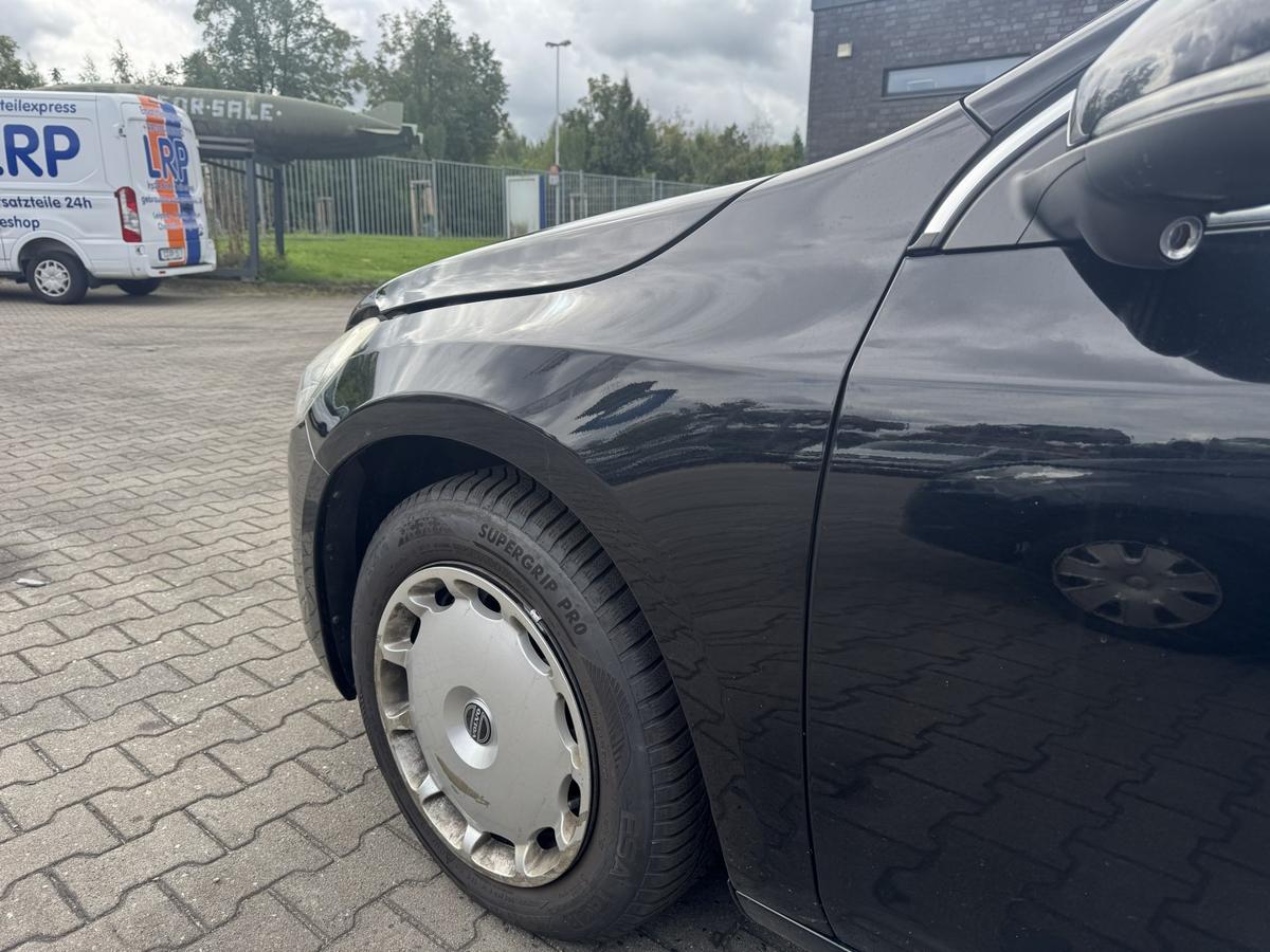 Volvo V60 original Kotfl&uuml;gel vorn links 01900 Black Stone Bj.2011